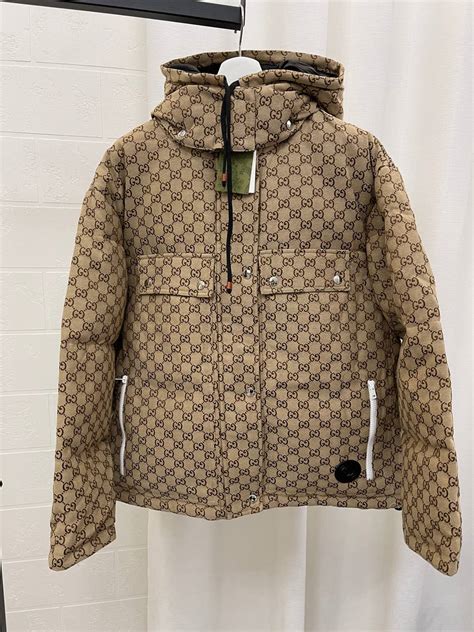 пуховик gucci
